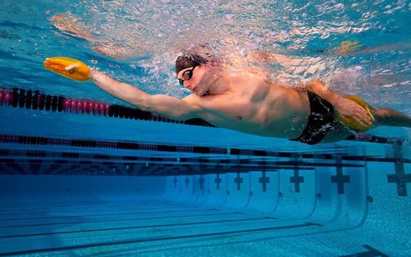 Тренировки по плаванию и фитнесу в Алании